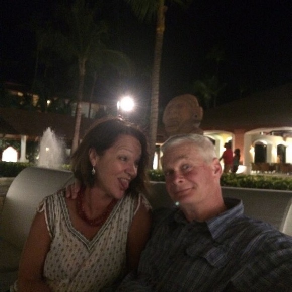 Meet your Posher, Cindy - Picture 1 of 1